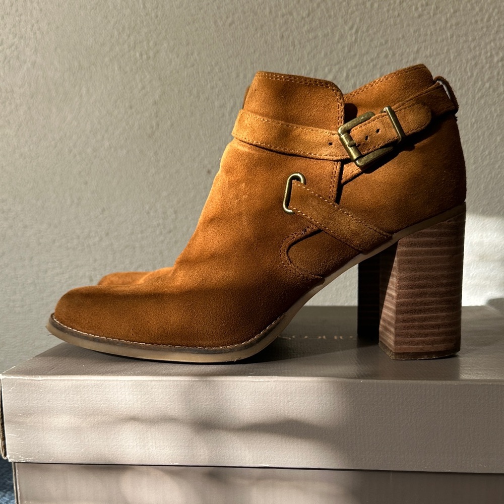 Franco Sarto Cognac Suede Ankle Boots sz 8